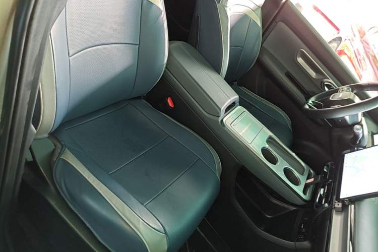 Used AION Y 2023 Plus 510 Enjoy Edition Right Front Seat