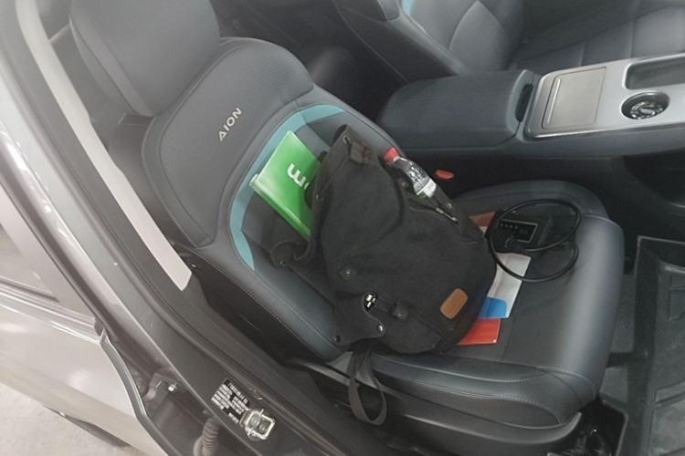 Used AION Y 2023 Plus 510 Smart Edition Right Front Seat