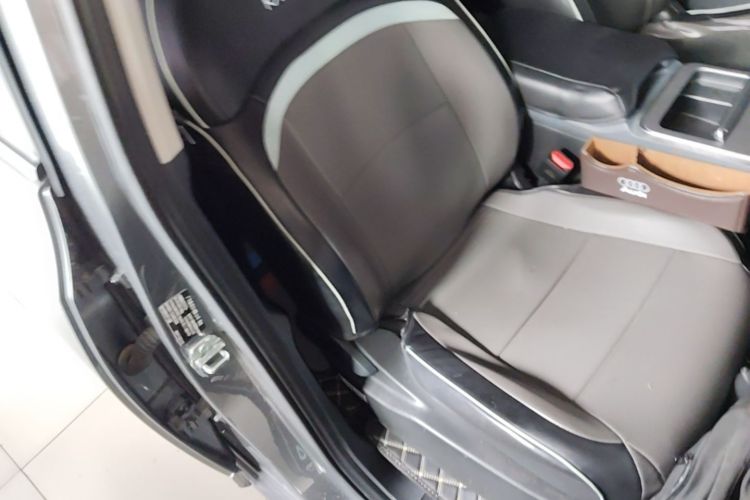 Used AION Y 2023 Plus 510 Enjoy Edition Right Front Seat