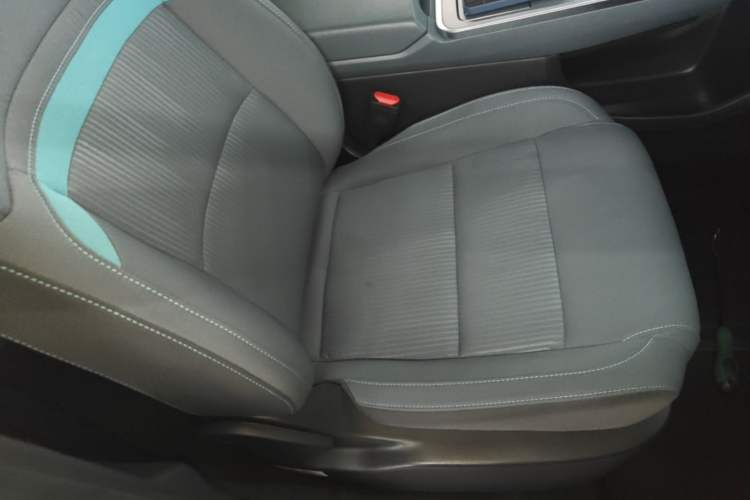 Used AION Y 2023 Plus 510 Enjoy Edition Right Front Seat