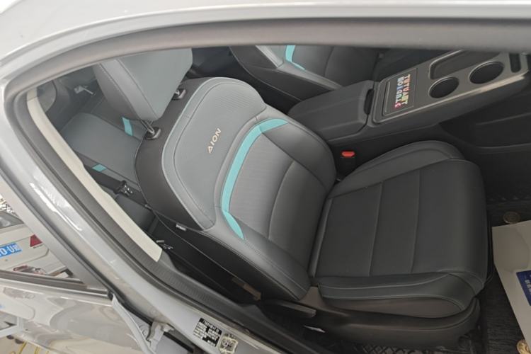 Used AION Y 2023 Plus 510 Smart Edition Right Front Seat