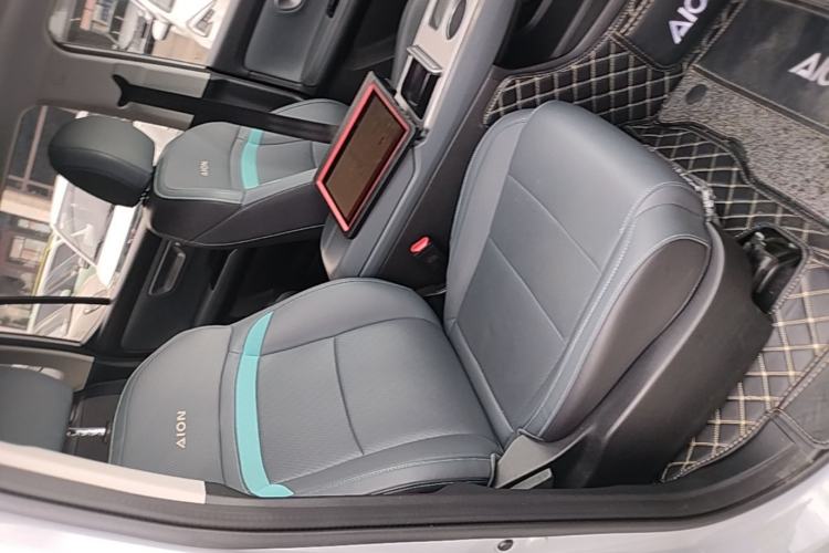 Used AION Y 2023 Plus 510 Smart Edition Right Front Seat