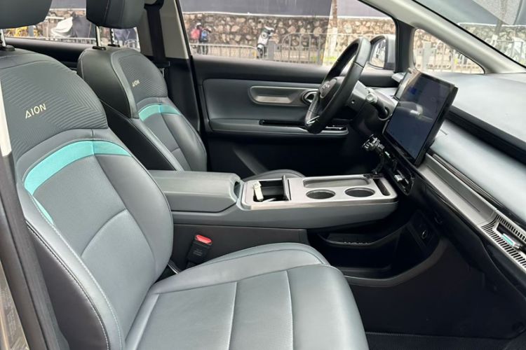Used AION Y 2023 Plus 510 Smart Edition Right Front Seat