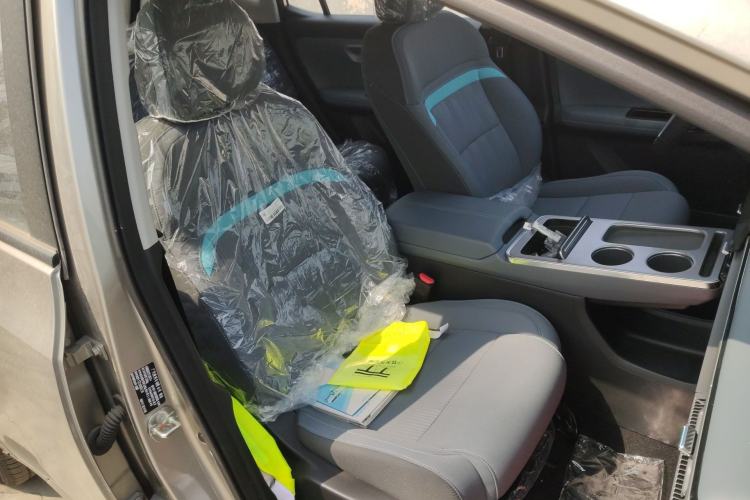 Used AION Y 2023 Younger Right Front Seat