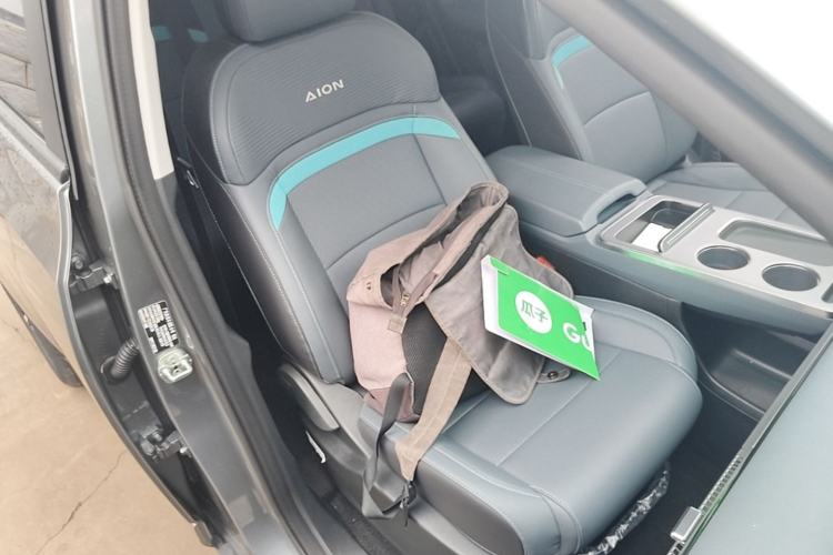 Used AION Y 2023 Younger Star Edition Right Front Seat