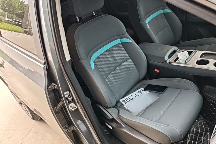 Used AION Y 2023 Plus 510 Enjoy Edition Right Front Seat