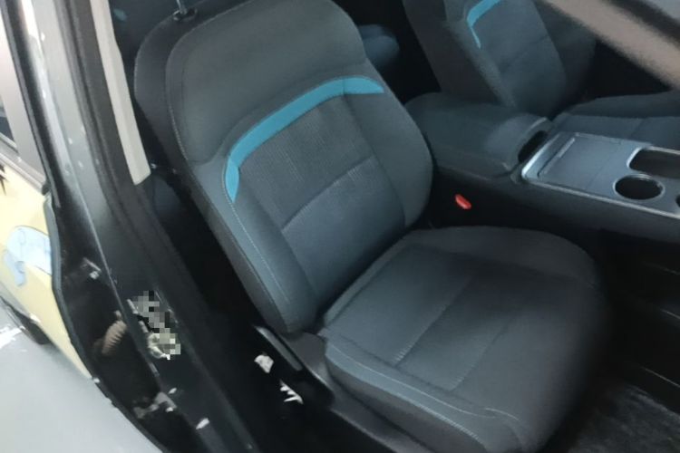 Used AION Y 2023 Younger Right Front Seat