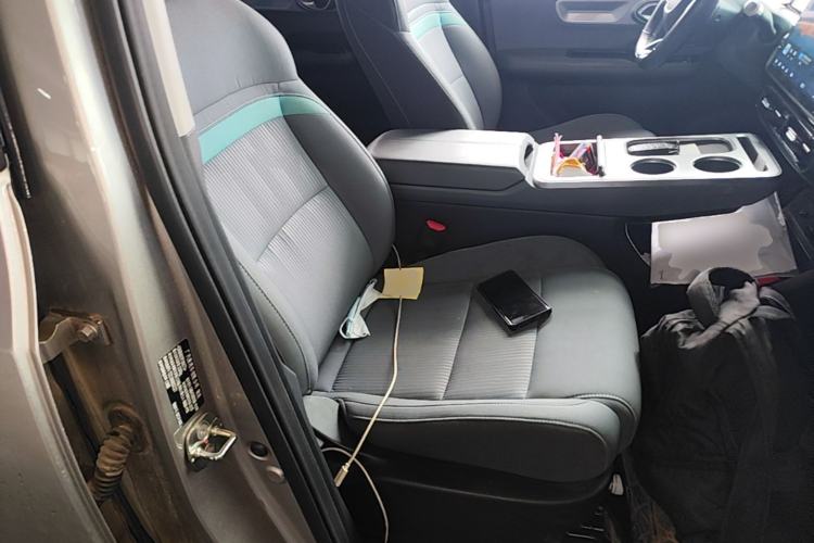 Used AION Y 2023 Plus 510 Enjoy Edition Right Front Seat