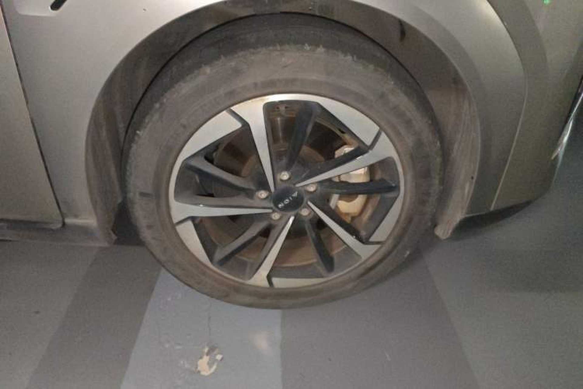 Used AION Y 2023 Plus 510 Smart Edition Right Front Wheel Hub