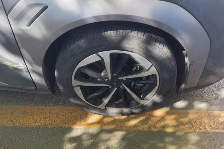 Used AION Y 2023 Younger Star Edition Right Front Wheel Hub