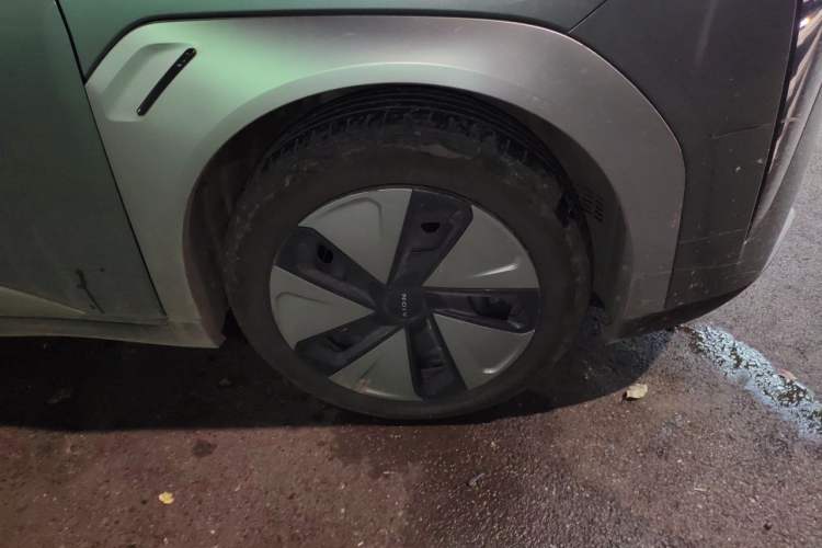 Used AION Y 2023 Plus 510 Enjoy Edition Right Front Wheel Hub