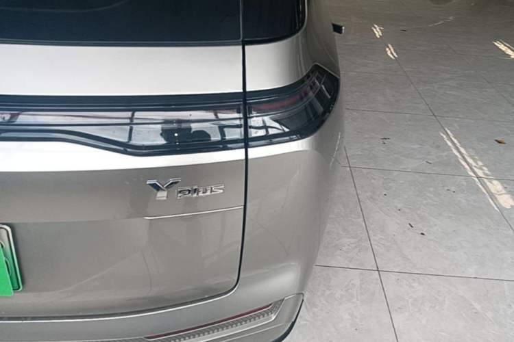 Used AION Y 2023 Plus 510 Enjoy Edition Right Rear Taillight