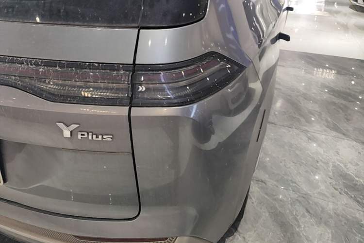 Used AION Y 2023 Younger Right Rear Taillight