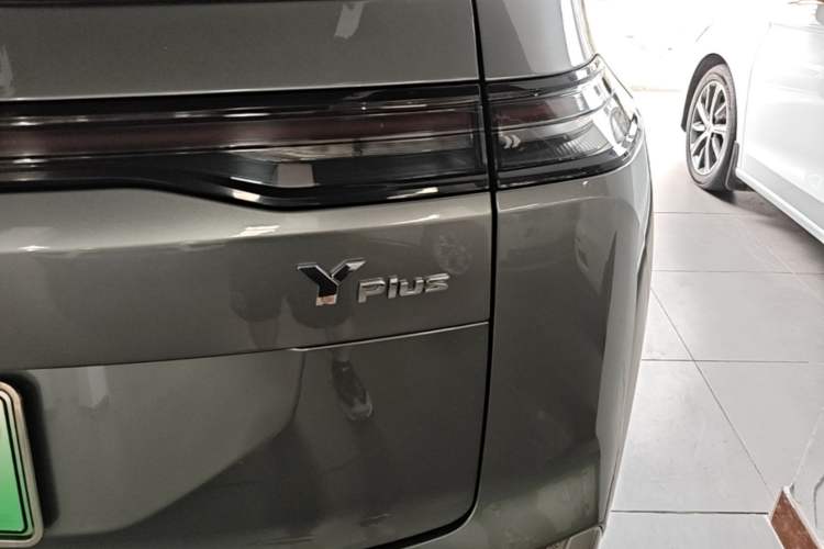 Used AION Y 2023 Plus 510 Smart Edition Right Rear Taillight