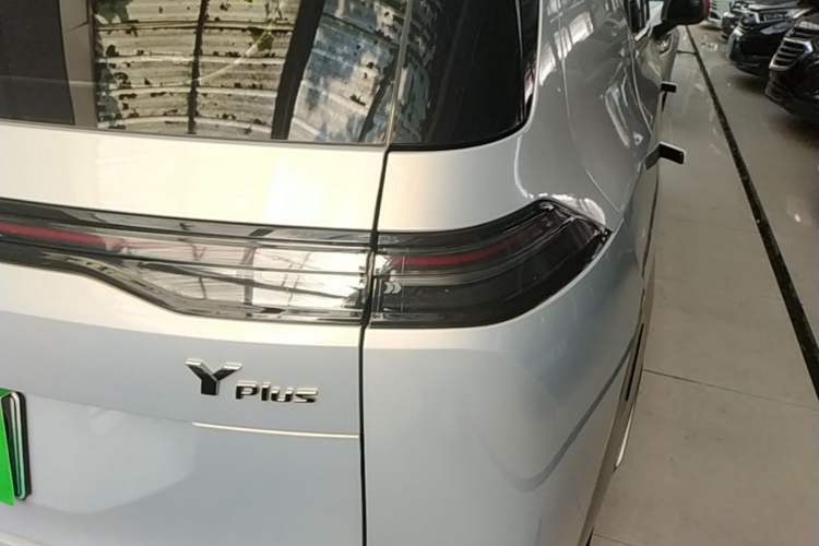 Used AION Y 2023 Younger Right Rear Taillight