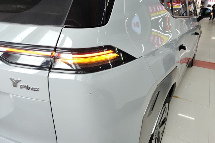 Used AION Y 2023 Plus 510 Enjoy Edition Right Rear Taillight