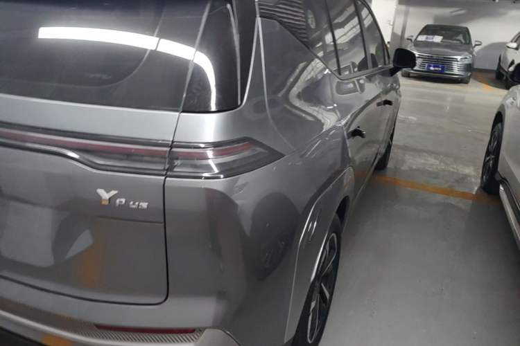 Used AION Y 2023 Younger Star Edition Right Rear Taillight