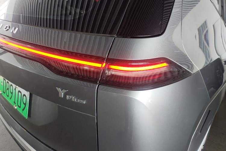 Used AION Y 2023 Plus 510 Smart Edition Right Rear Taillight