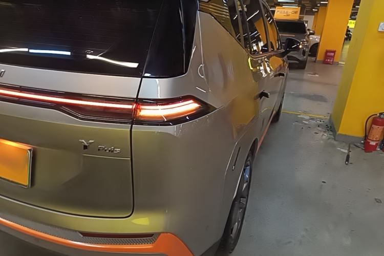 Used AION Y 2023 Plus 510 Tech Edition Right Rear Taillight