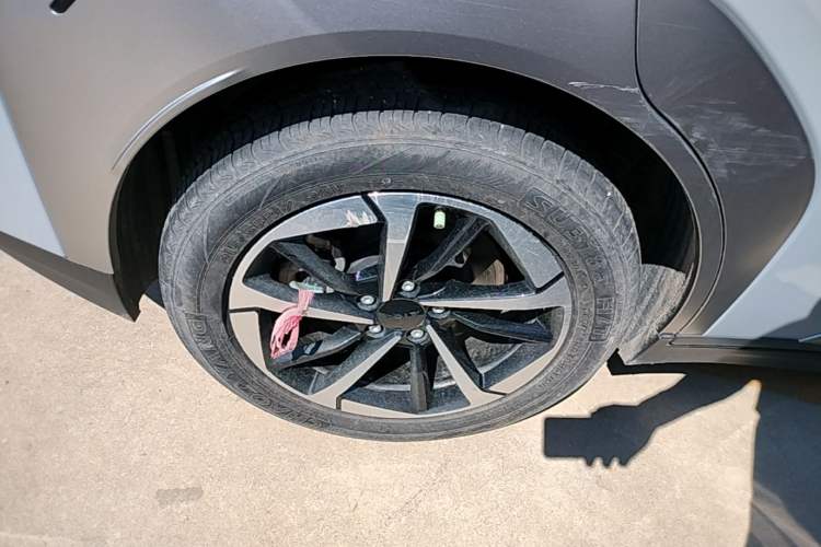 Used AION Y 2023 Plus 510 Smart Edition Right Rear Wheel Hub