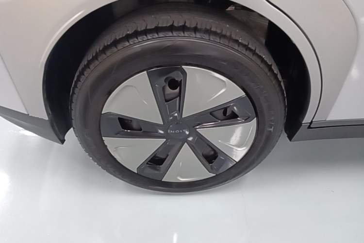Used AION Y 2023 Younger Right Rear Wheel Hub