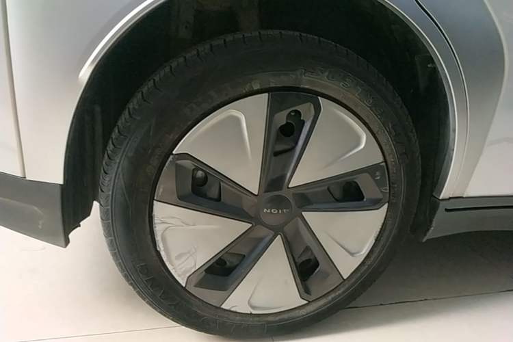 Used AION Y 2023 Younger Right Rear Wheel Hub