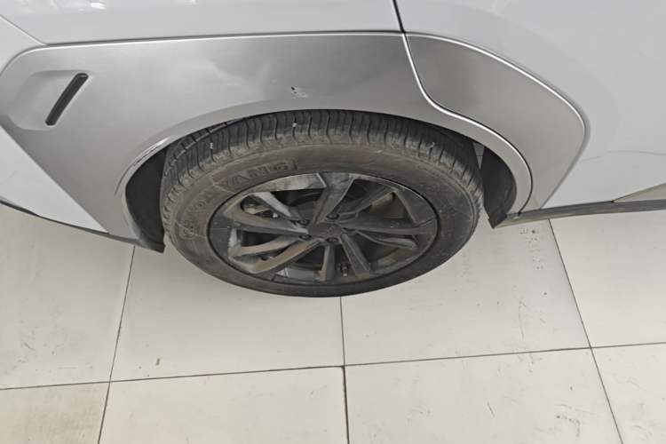Used AION Y 2023 Plus 510 Smart Edition Right Rear Wheel Hub