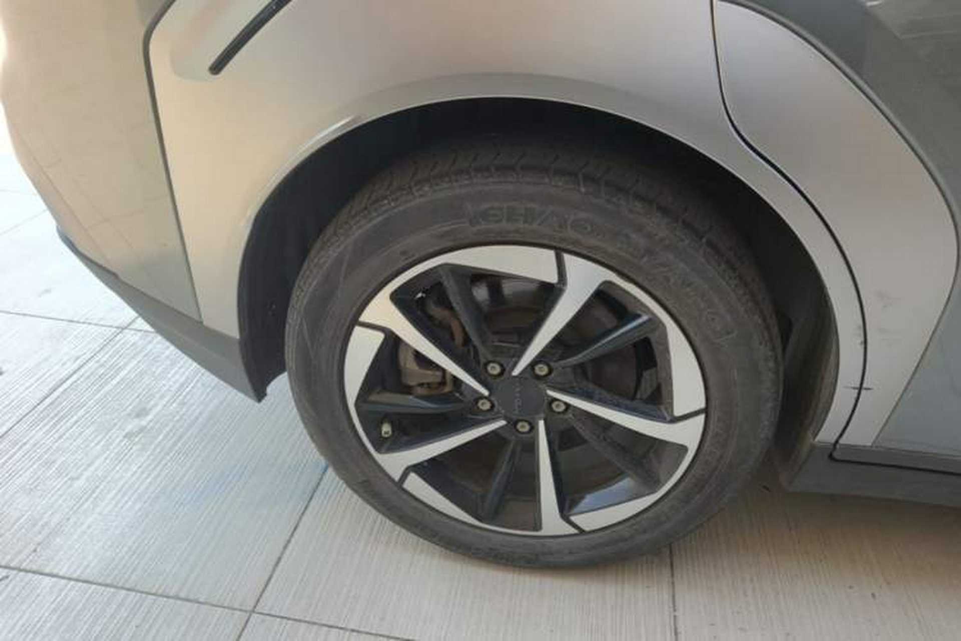 Used AION Y 2023 Plus 510 Smart Edition Right Rear Wheel Hub
