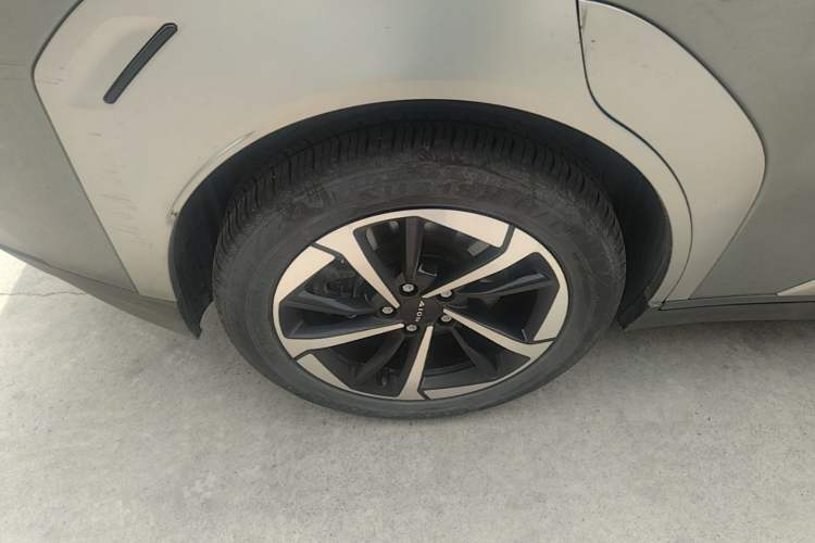 Used AION Y 2023 Plus 510 Smart Edition Right Rear Wheel Hub