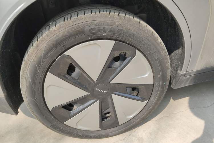 Used AION Y 2023 Younger Right Rear Wheel Hub