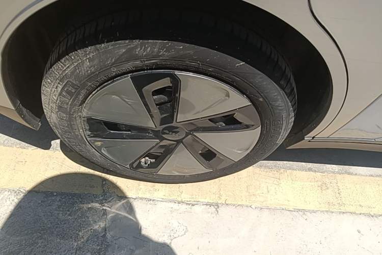 Used AION Y 2023 Younger Right Rear Wheel Hub