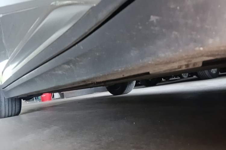 Used AION Y 2023 Plus 610 Enjoyment Edition Ternary Lithium Right Side Sill