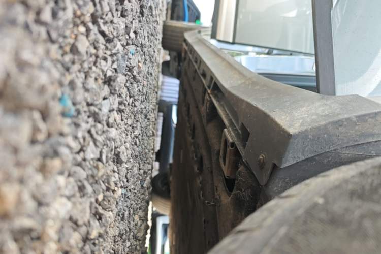 Used AION Y 2023 Plus 510 Enjoy Edition Right Side Sill