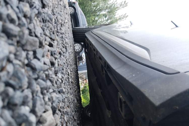Used AION Y 2023 Plus 510 Enjoy Edition Right Side Sill
