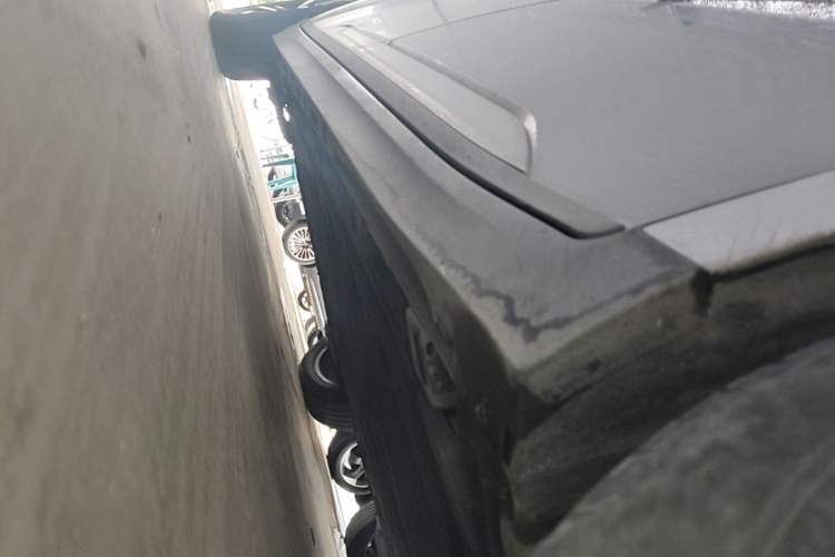 Used AION Y 2023 Plus 610 Smart Edition Ternary Lithium Right Side Sill