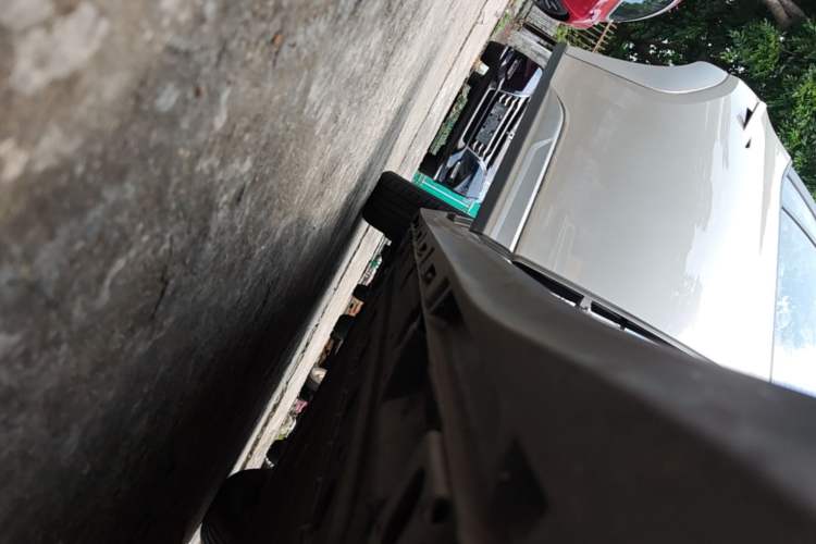 Used AION Y 2023 Plus 610 Enjoy Edition Right Side Sill