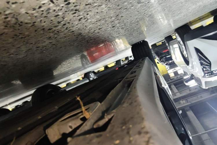 Used AION Y 2023 Plus 510 Enjoy Edition Right Side Sill