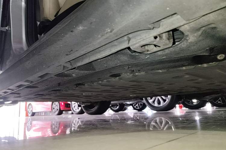 Used AION Y 2023 Plus 510 Enjoy Edition Right Side Sill