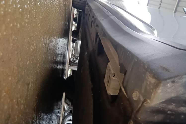 Used AION Y 2023 Plus 510 Enjoy Edition Right Side Sill