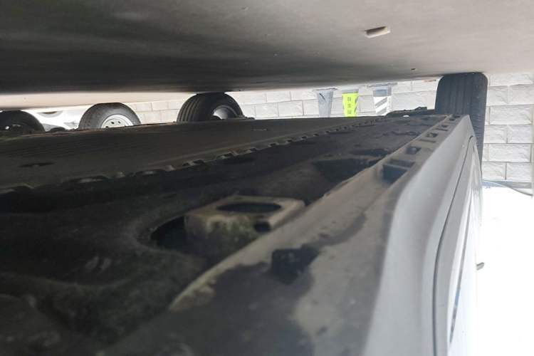 Used AION Y 2023 Younger Star Edition Right Side Sill