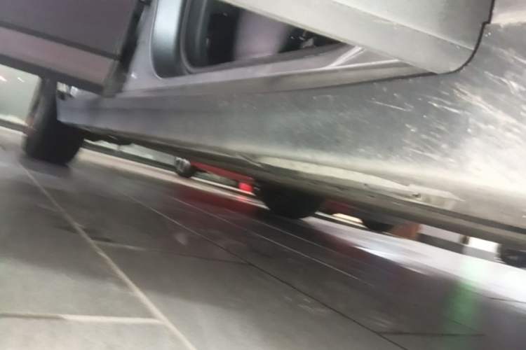 Used AION Y 2023 Plus 510 Enjoy Edition Right Side Sill