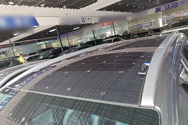 Used AION Y 2023 Plus 510 Smart Edition Roof