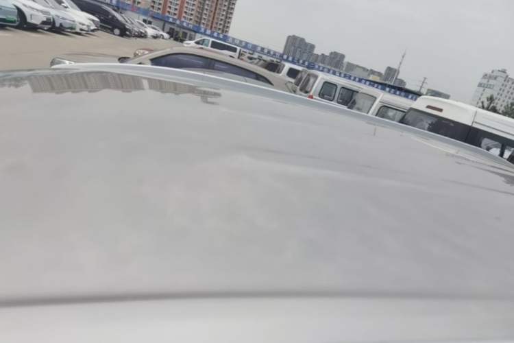 Used AION Y 2023 Plus 610 Enjoy Edition Roof