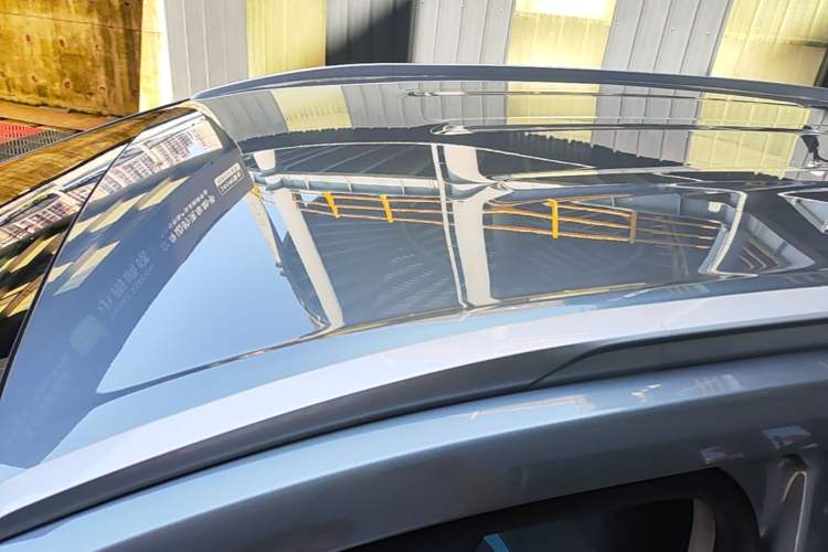 Used AION Y 2023 Plus 510 Enjoy Edition Roof