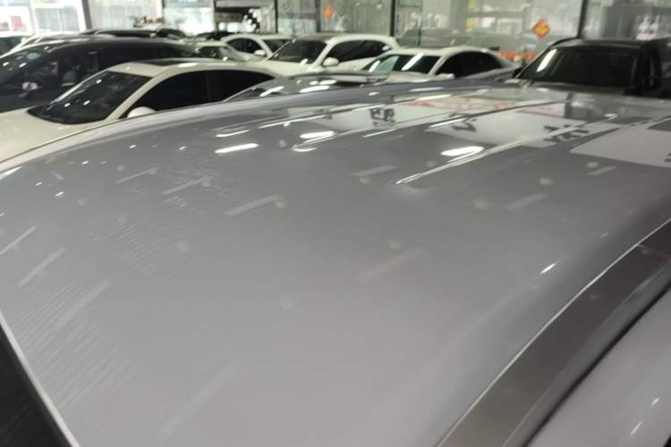 Used AION Y 2023 Plus 510 Enjoy Edition Roof