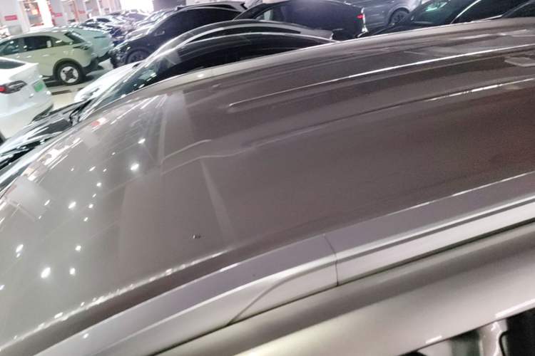 Used AION Y 2023 Plus 510 Enjoy Edition Roof
