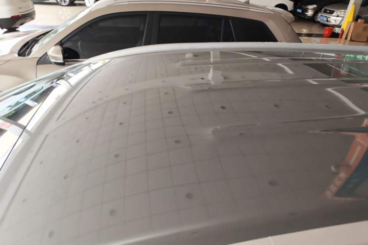 Used AION Y 2023 Plus 510 Enjoy Edition Roof