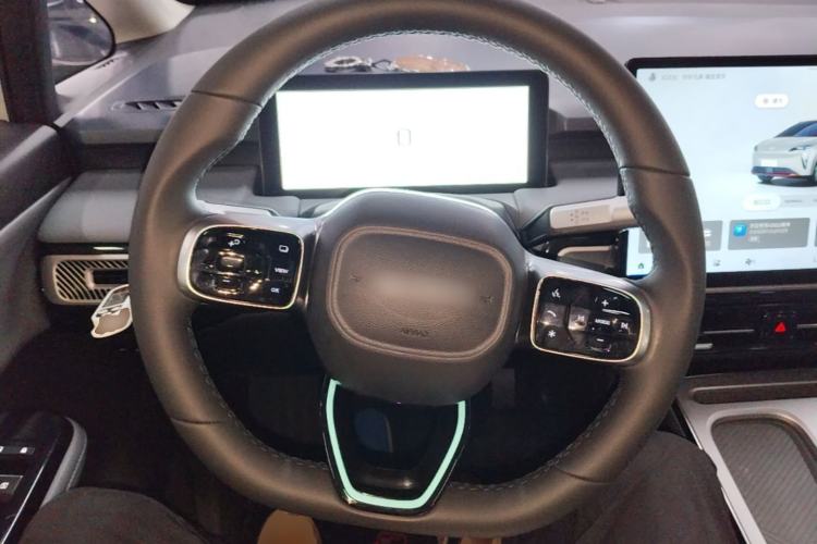 Used AION Y 2023 Plus 610 Smart Edition Ternary Lithium Steering Wheel