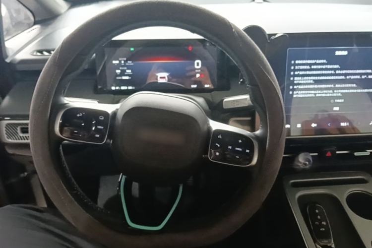Used AION Y 2023 Plus 610 Enjoyment Edition Ternary Lithium Steering Wheel