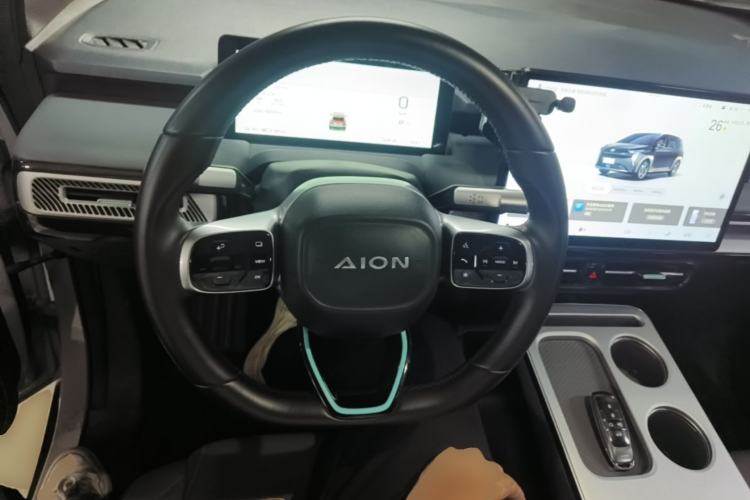 Used AION Y 2023 Plus 610 Enjoyment Edition Ternary Lithium Steering Wheel